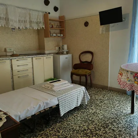 Chez Martha Bed & Breakfast *