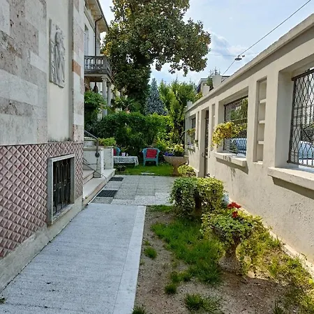 Bed & Breakfast Chez Martha Verona